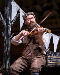 Vidar as the Norwegian Fiddler in Peer Gynt